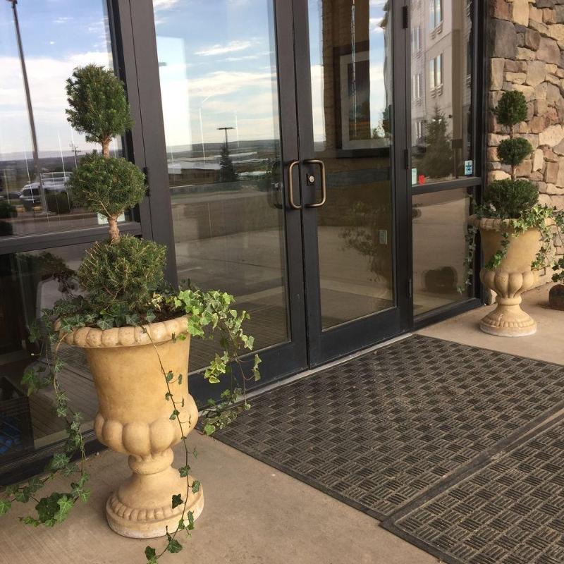 Bakken Airport Xwa Hotel & Studios Уиллистон Экстерьер фото